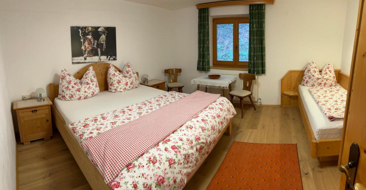 Haus Waldrand Leilighet Oberndorf in Tirol Eksteriør bilde